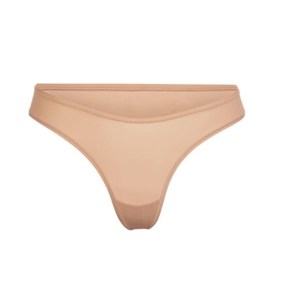 Skims Fits Everybody Dipped Front Thong - Picture 2 of 4